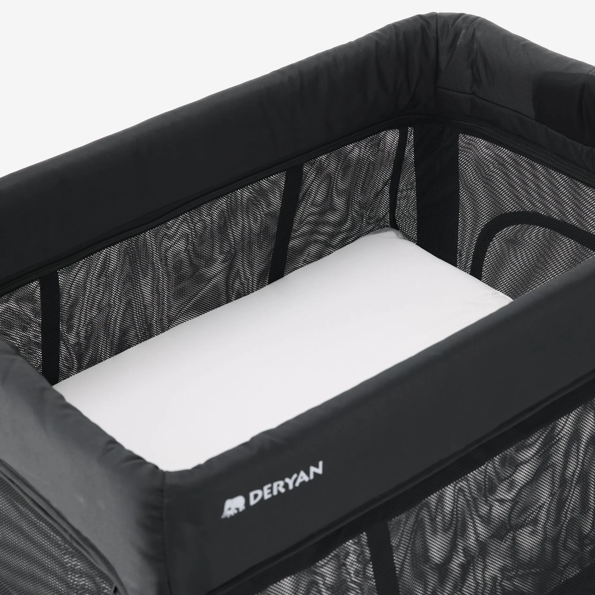 2-in-1 Camping Bed and Playpen - Includes a floor riser - Wood-look - Image 3