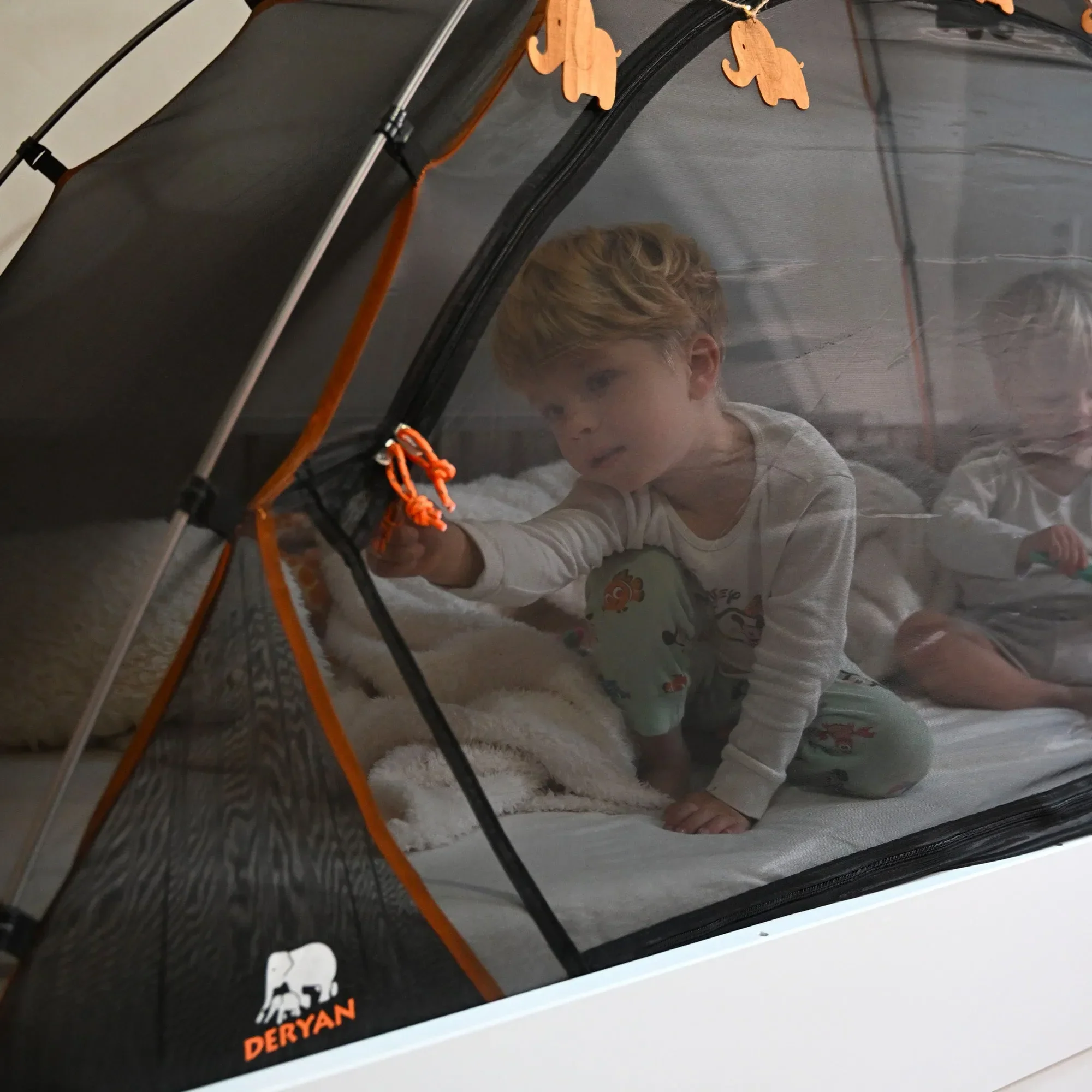 Bed Tent Black 78.8"x35.5" - Image 4