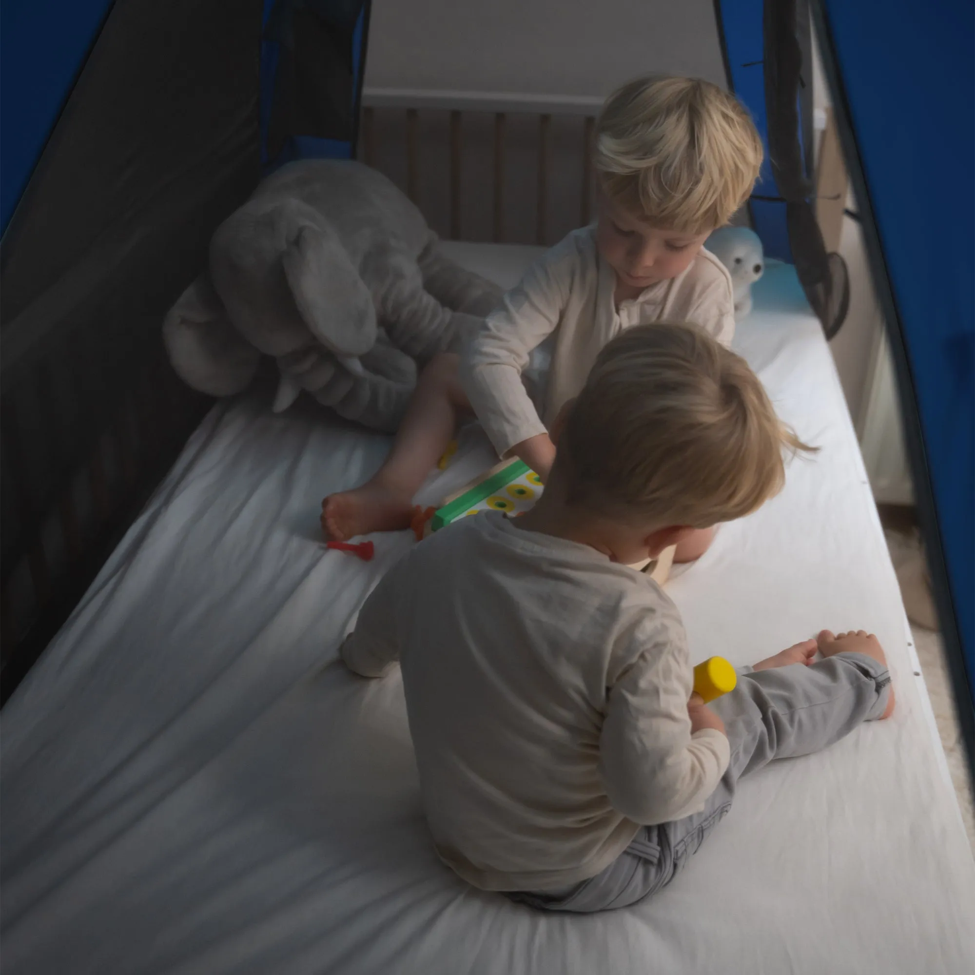 Bed Tent Navy 78.8"x35.5" - Image 5