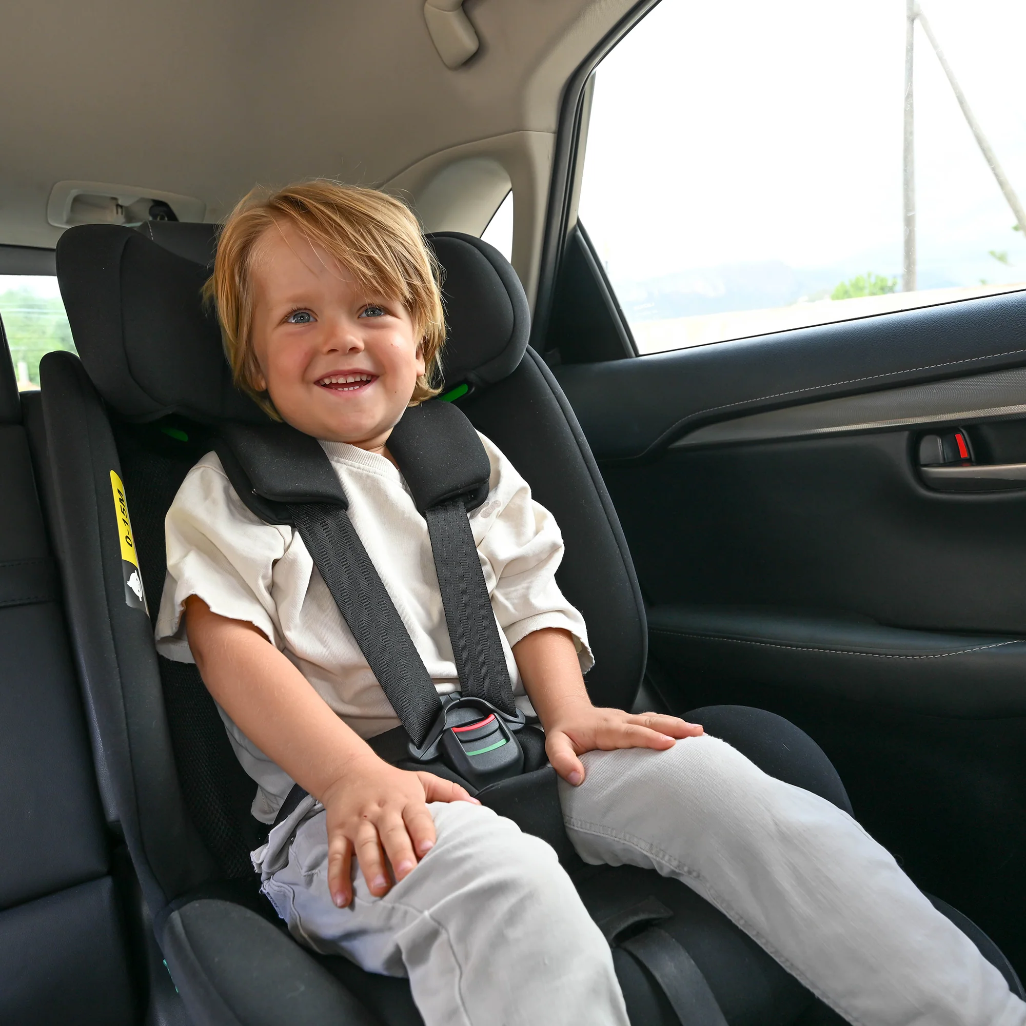 Carter Luxe i-Size/Isofix Car Seat 76–150 cm – 9–36 kg – Truffle Nougat - Image 2