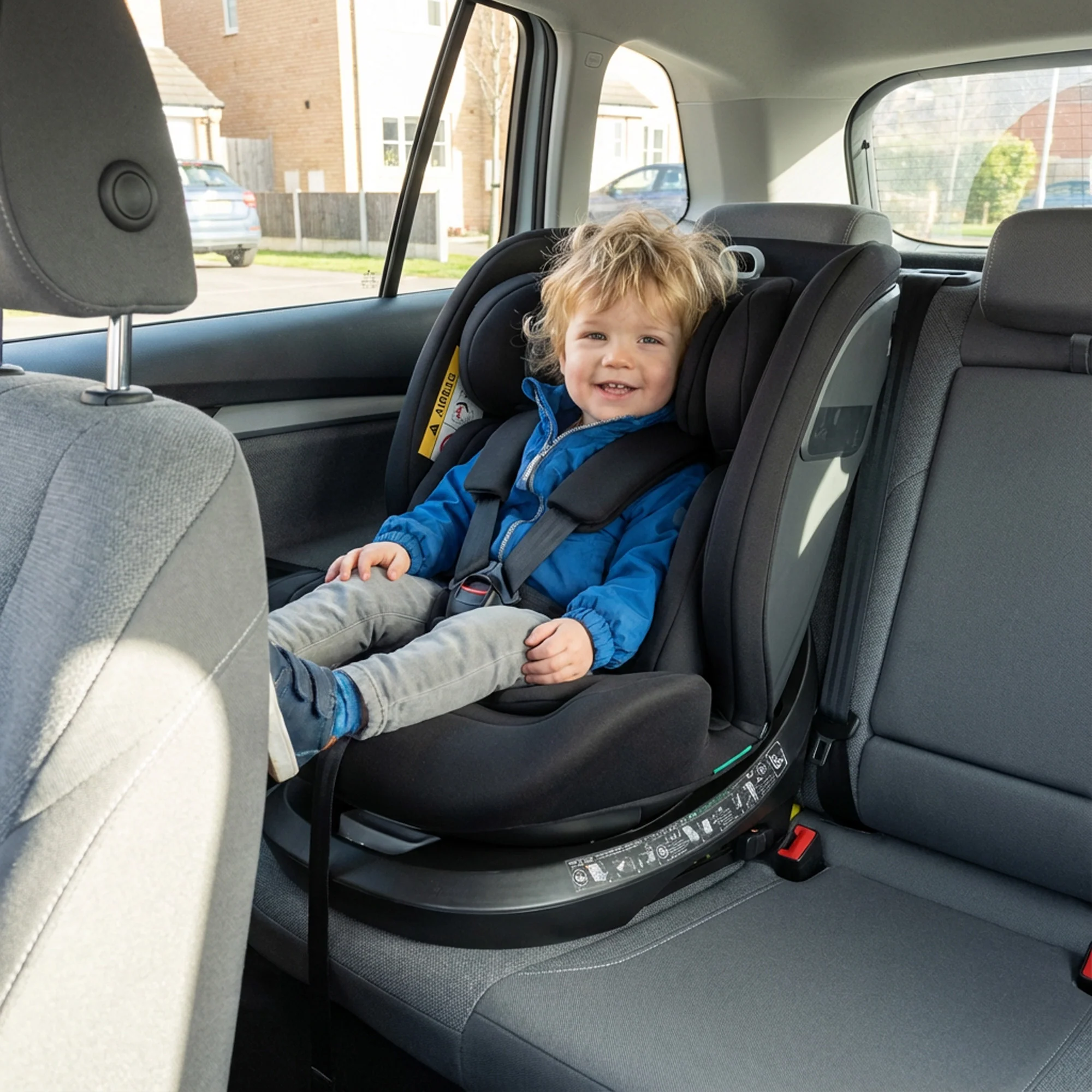 Cassie Luxe i-Size/Isofix 360° Car Seat 40–150 cm – 0–36 kg – Truffle Nougat - Image 2