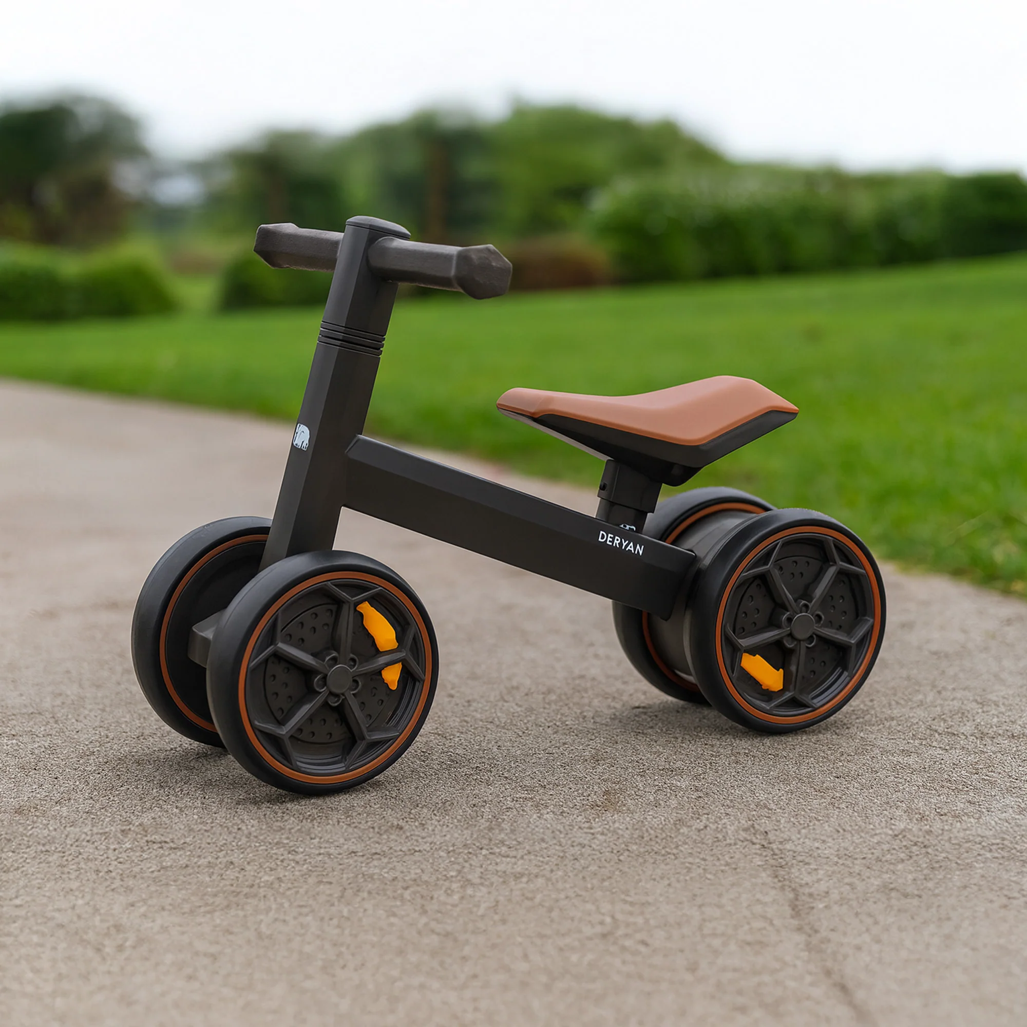 Dex Luxury Balance Bike - Black - Image 6
