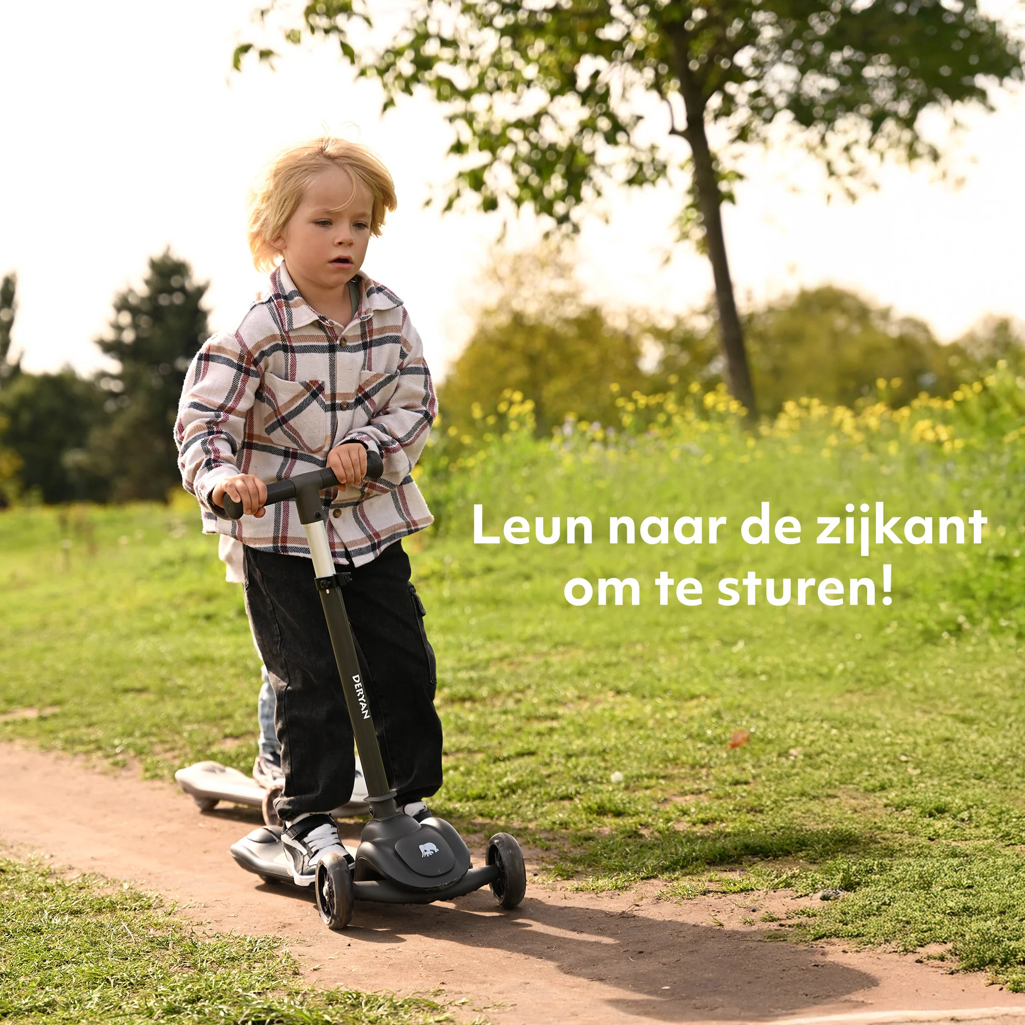 Harvey Kids Scooter 3 wheels - age group 3+ - max 110.3 lb - LED lights in the wheels - height adjustable 25.6"-27.6"-29.5"-31.5" - Black - Image 6