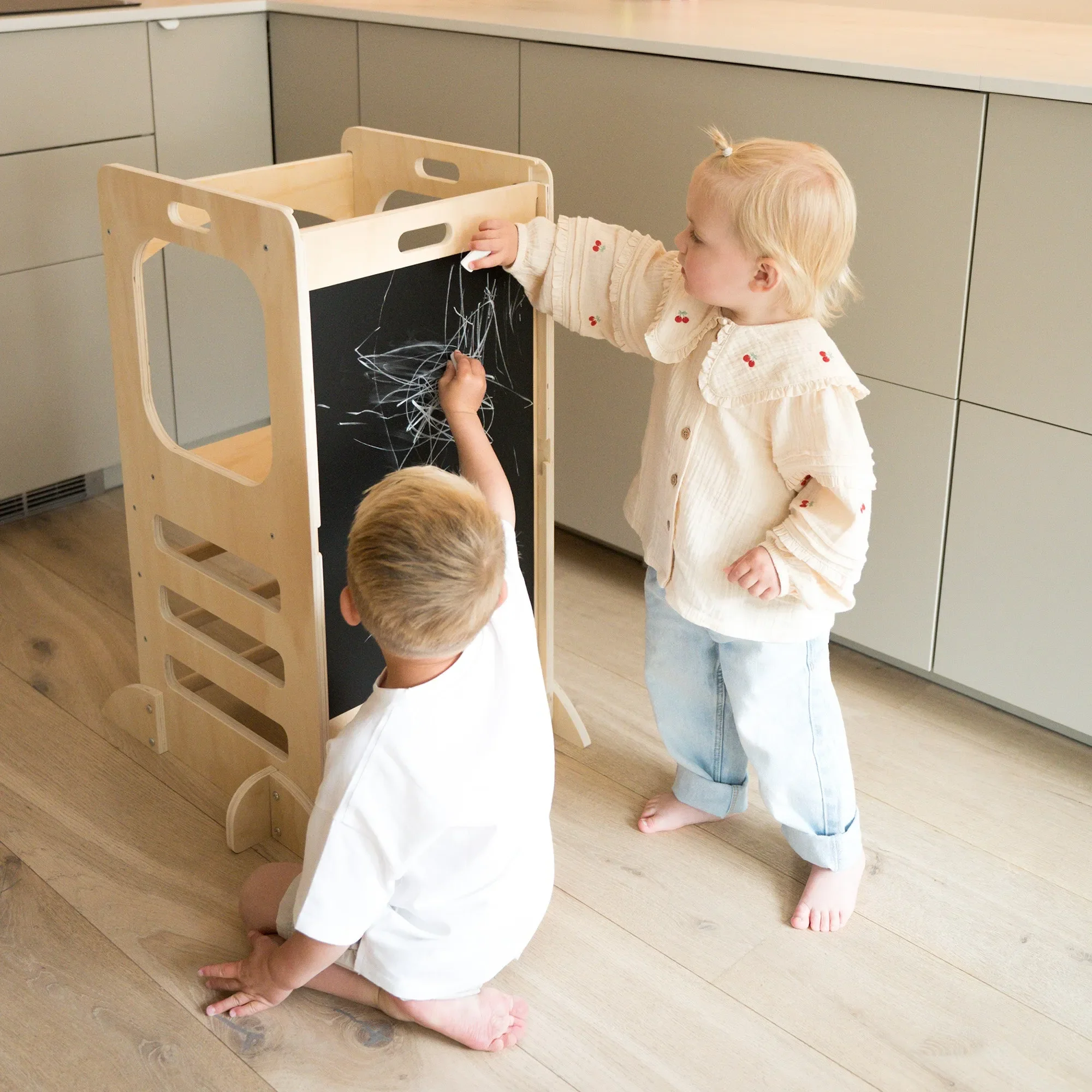 Luxury 4-in-1 Learning Tower - Climbing Tower with Slide and Chalkboard - Image 8