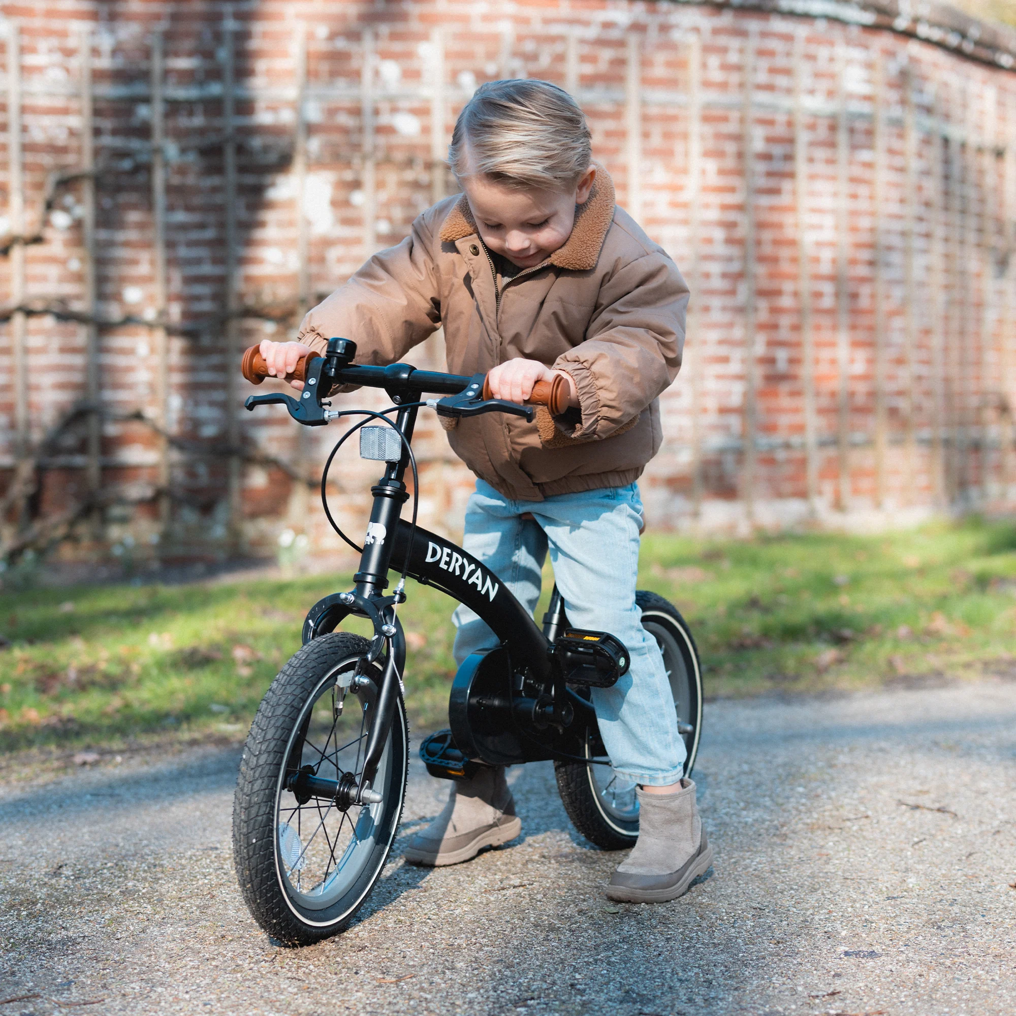 Luxury Children's bike 14 inch - 3 in 1 - balance bike Black - Image 15