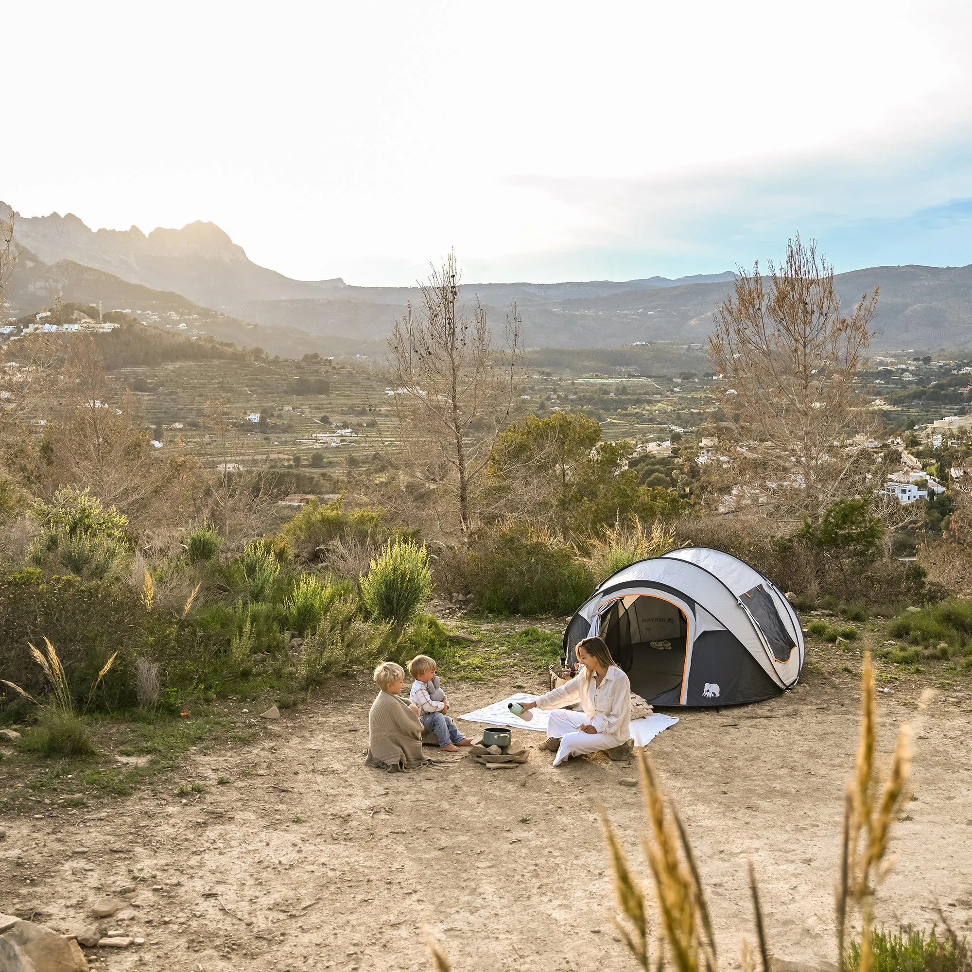 Pop-Up Luxury Tent - 8000 mm water column - Sand - 4-person - Image 8